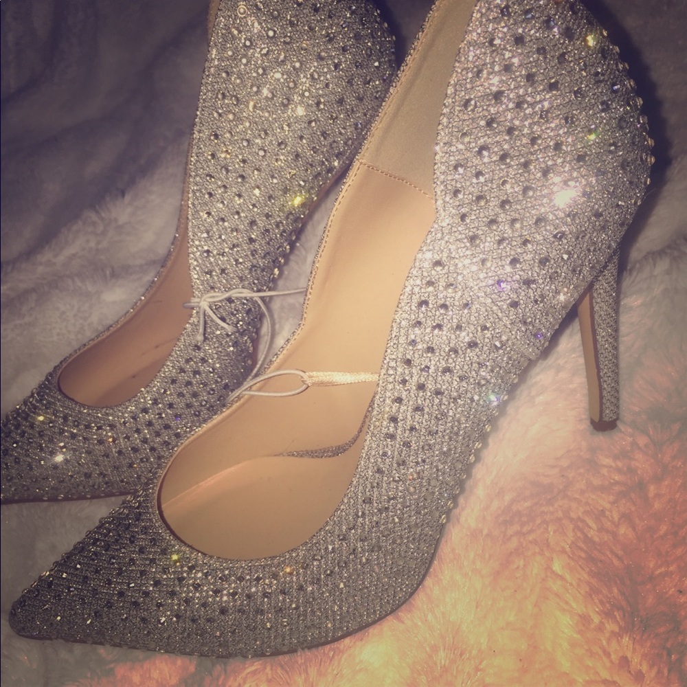 BRAND NEW NEVER WORN STEVE Madden heels